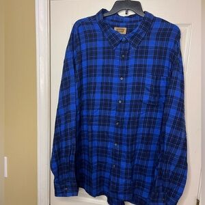 Men’s flannel shirt